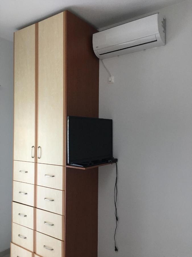 Lr Apartments Саранде Екстериор снимка