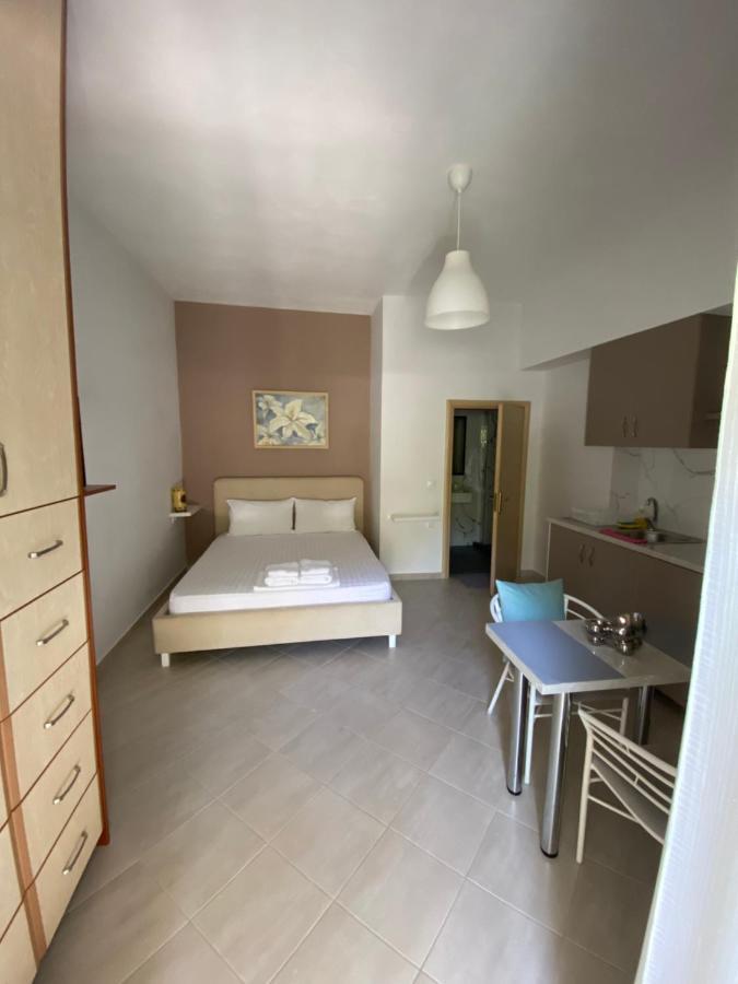 Lr Apartments Саранде Екстериор снимка