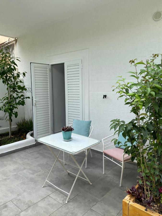 Lr Apartments Саранде Екстериор снимка