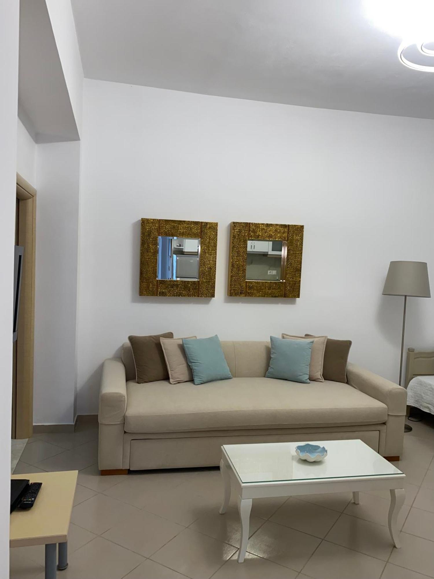 Lr Apartments Саранде Екстериор снимка