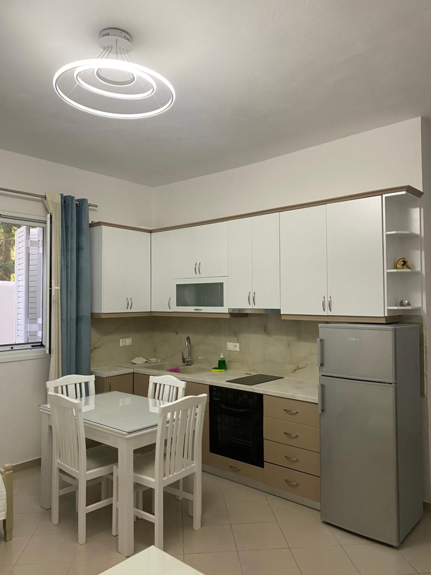 Lr Apartments Саранде Екстериор снимка